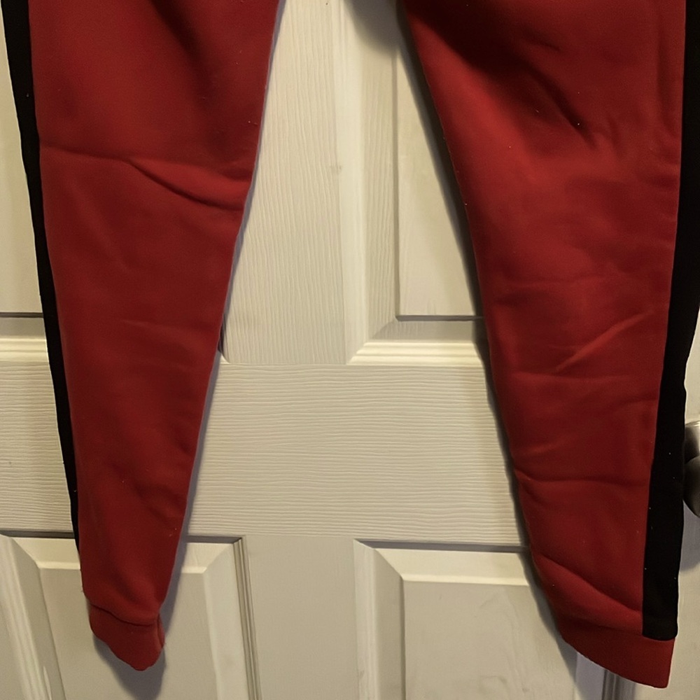 sweatpants
size small - Picture 4 of 4